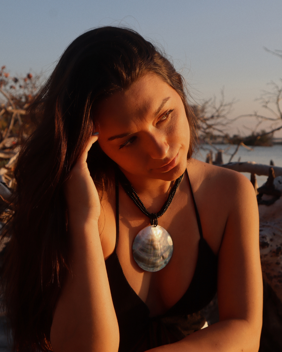 Sirena Mother-of-Pearl Necklace