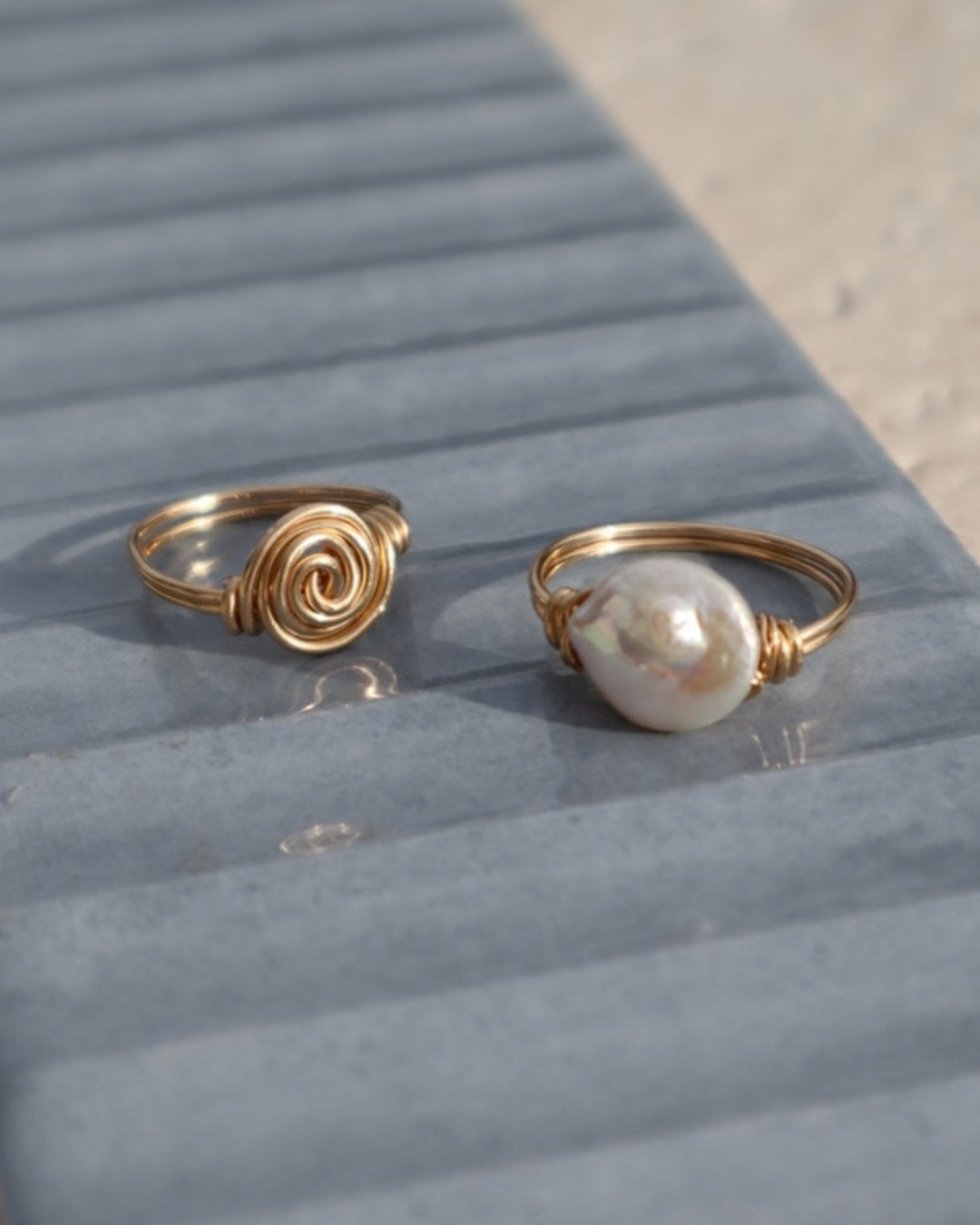Onda Spiral Ring